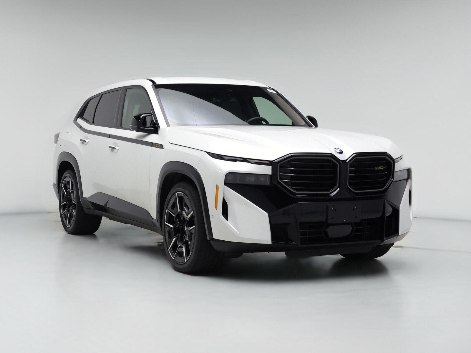 2025 BMW XM
