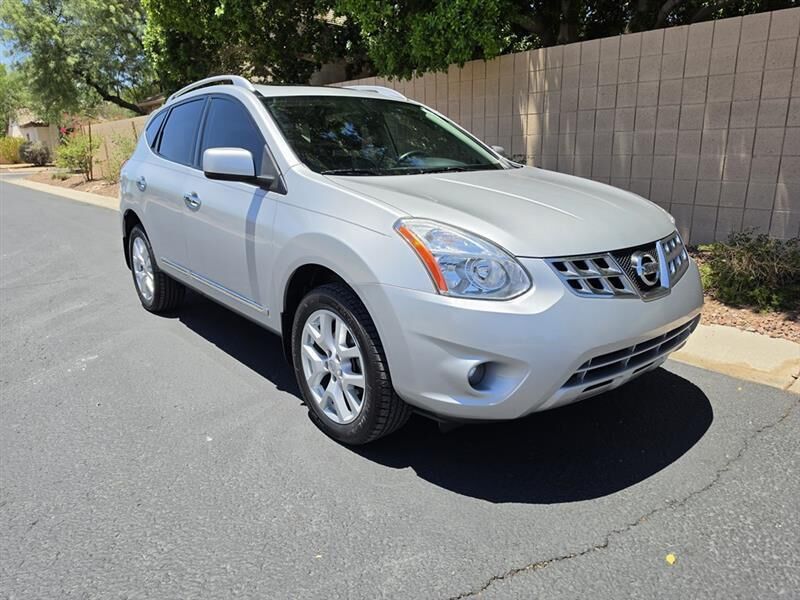 2011 NISSAN Rogue