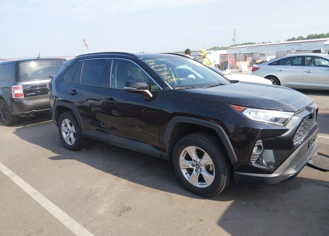 2020 TOYOTA RAV4