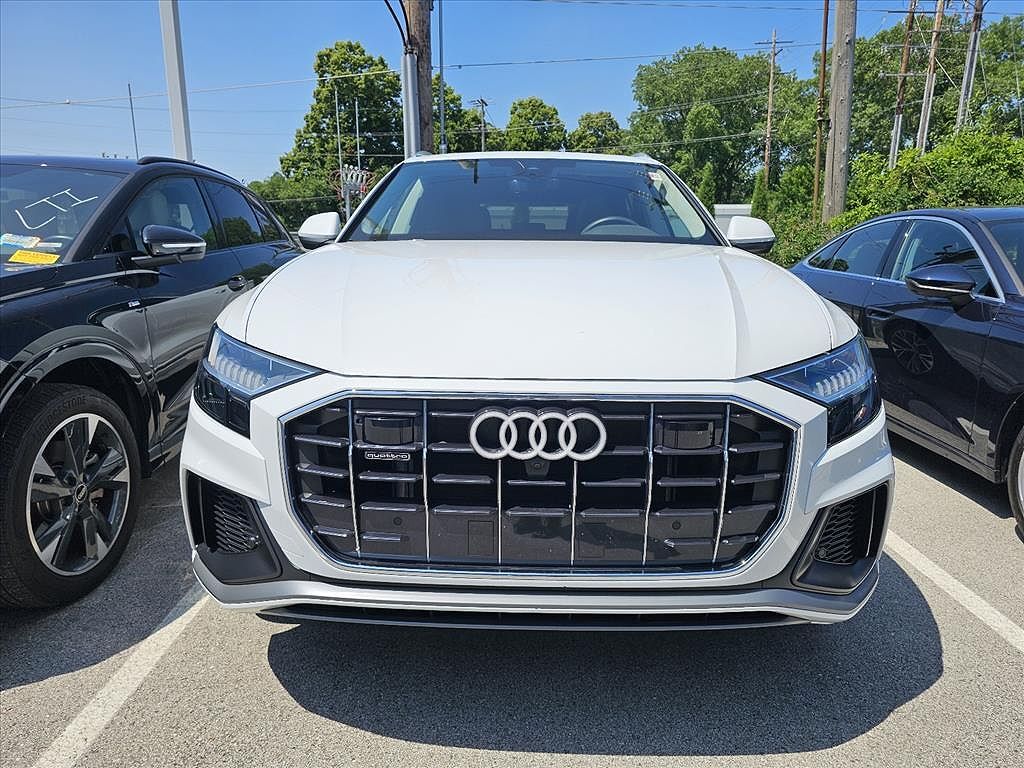 2023 Audi Q8