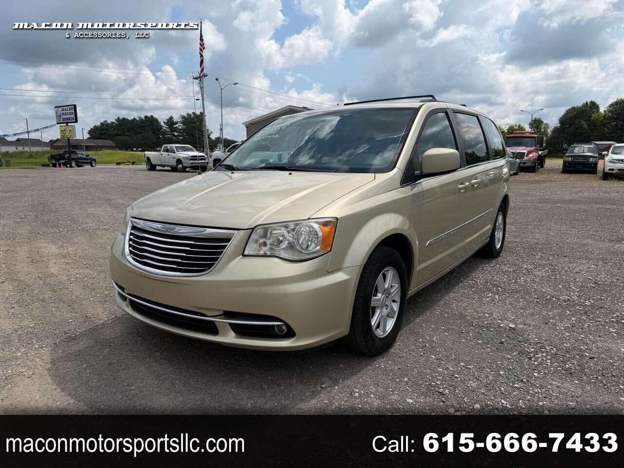 2011 CHRYSLER Town and Country