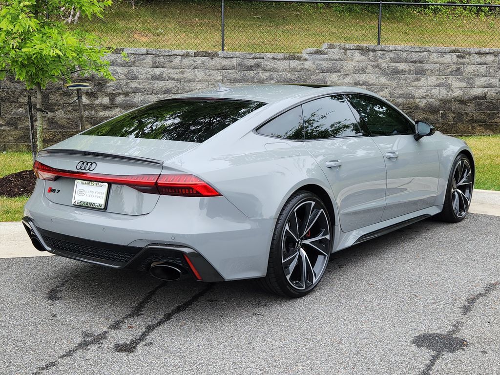 2022 Audi RS7