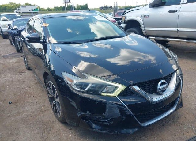 2017 NISSAN Maxima