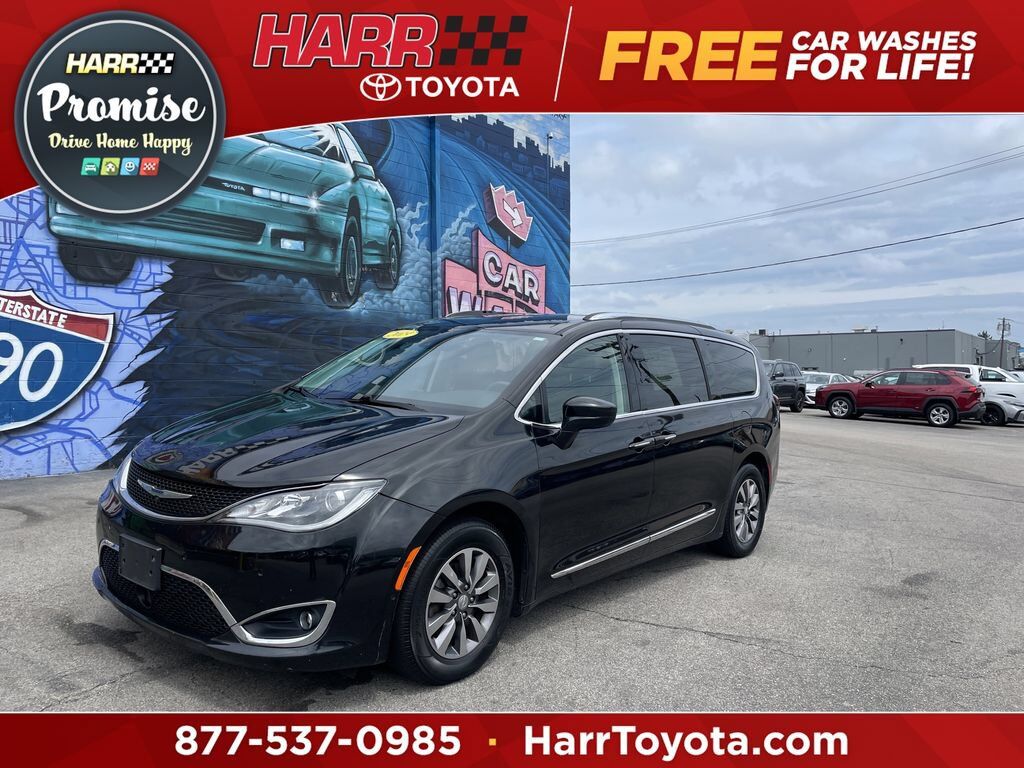 2019 CHRYSLER Pacifica