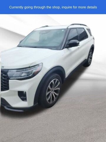 2025 FORD Explorer