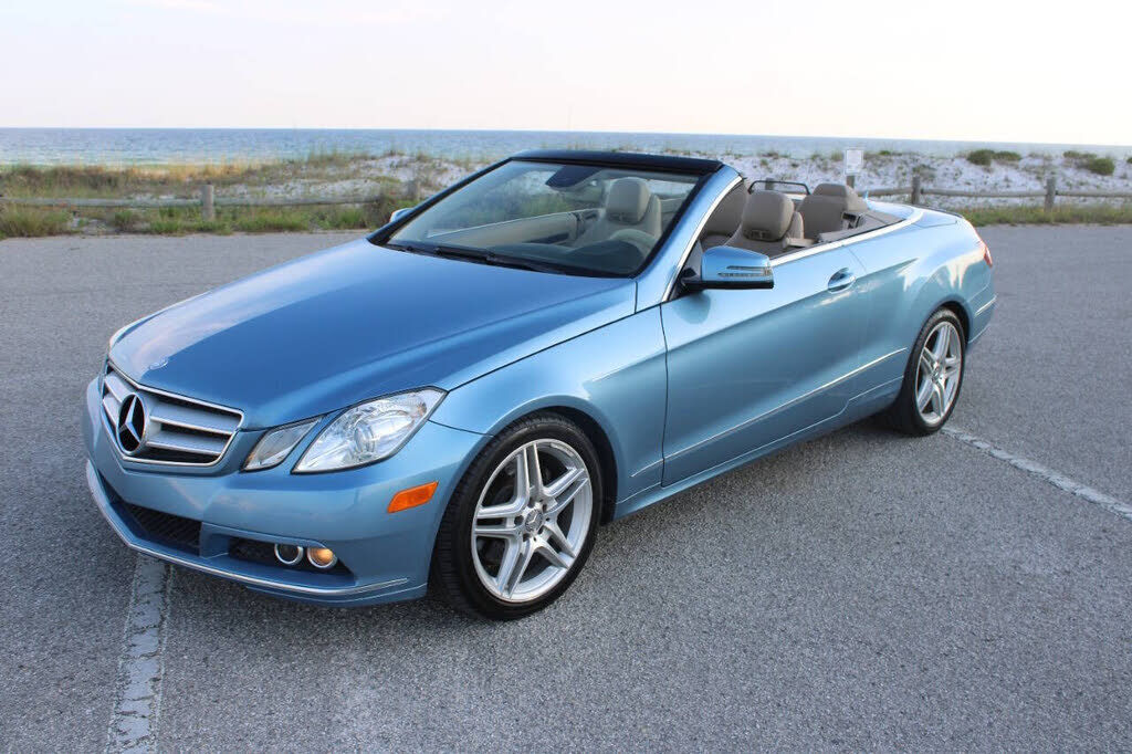 2011 MERCEDES-BENZ E-Class