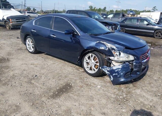 2014 NISSAN Maxima