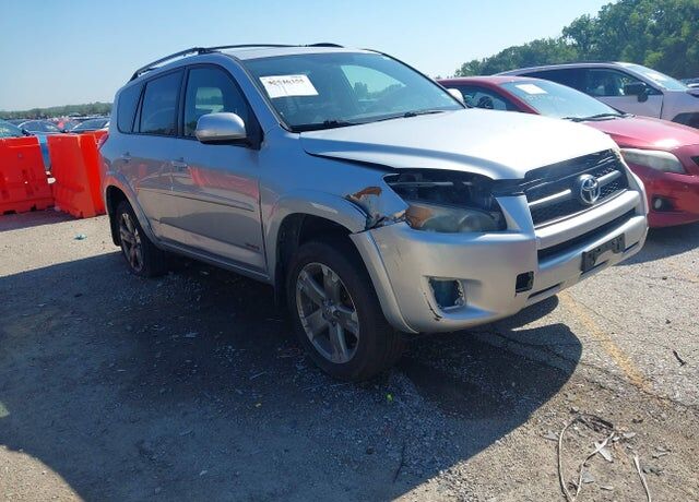 2011 TOYOTA RAV4