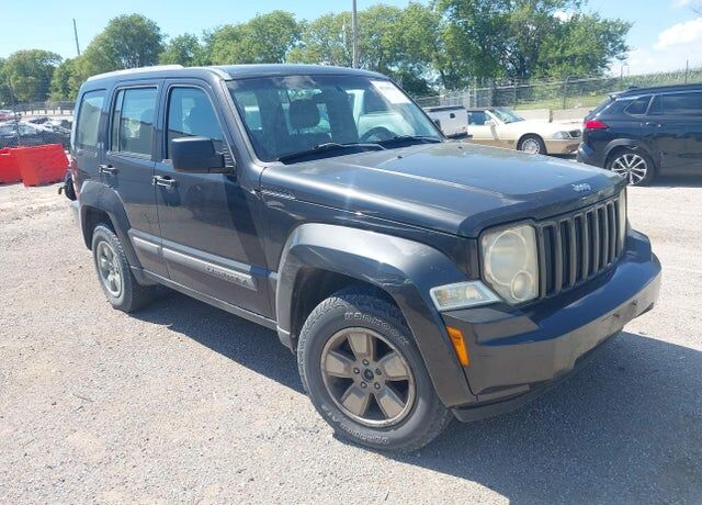 2011 JEEP Liberty