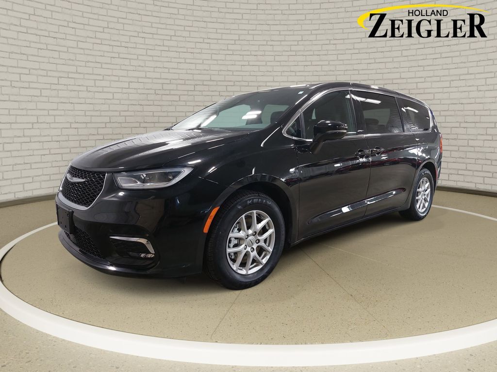 2025 CHRYSLER Pacifica