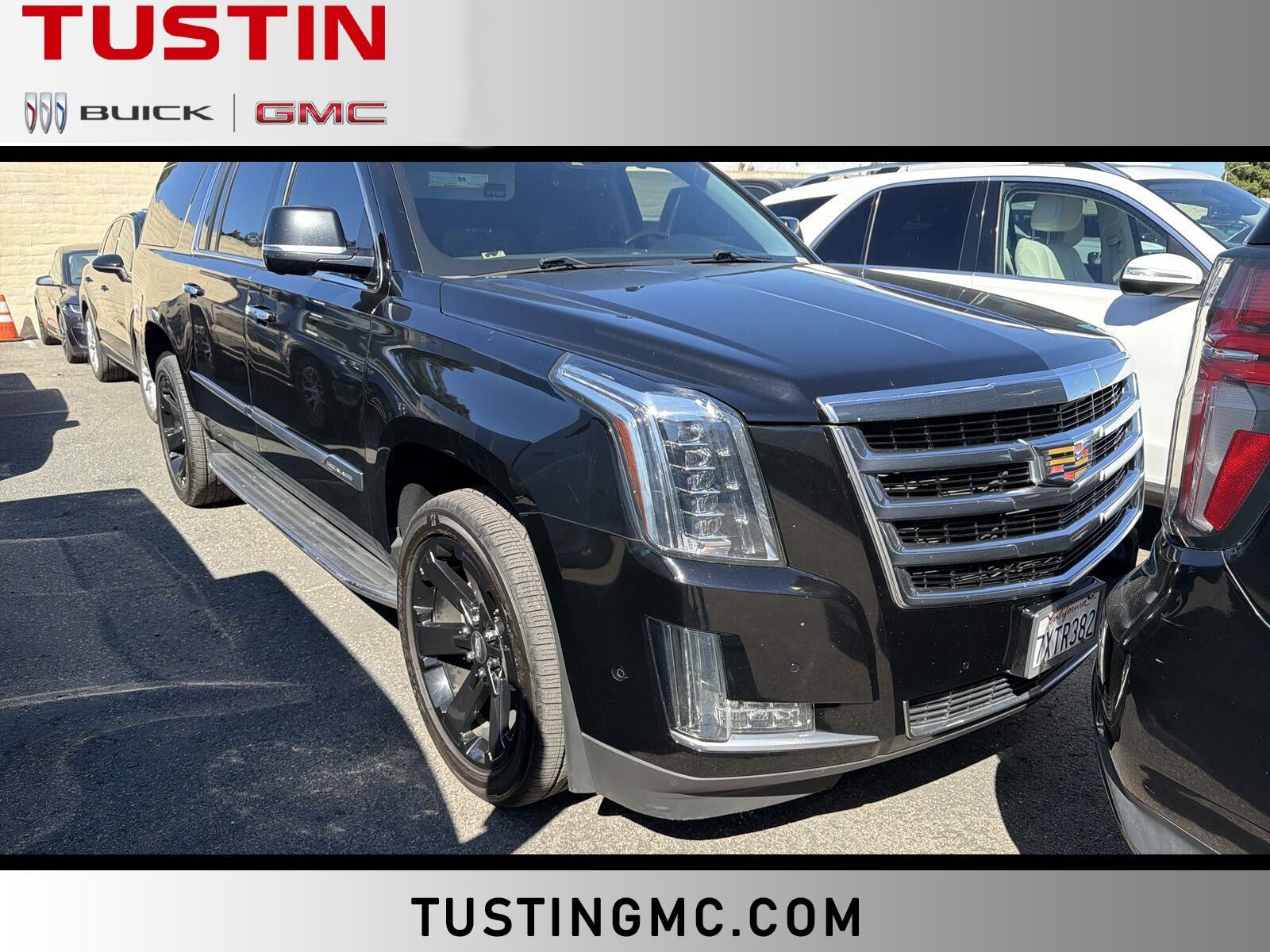 2017 CADILLAC Escalade ESV