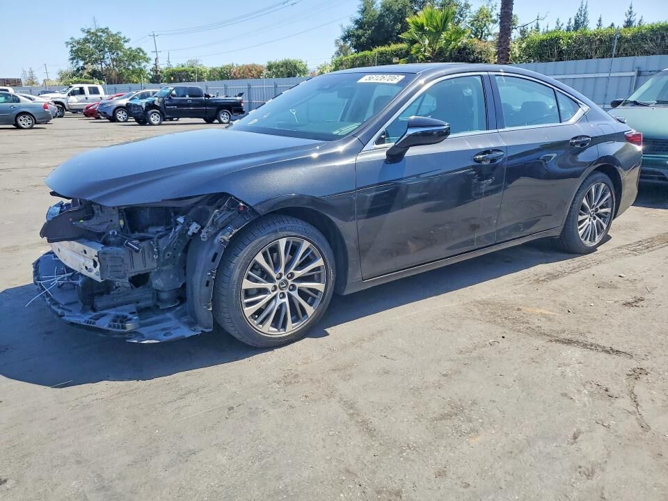 2021 LEXUS ES
