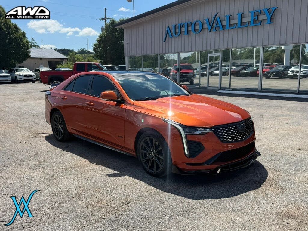 2023 CADILLAC CT4