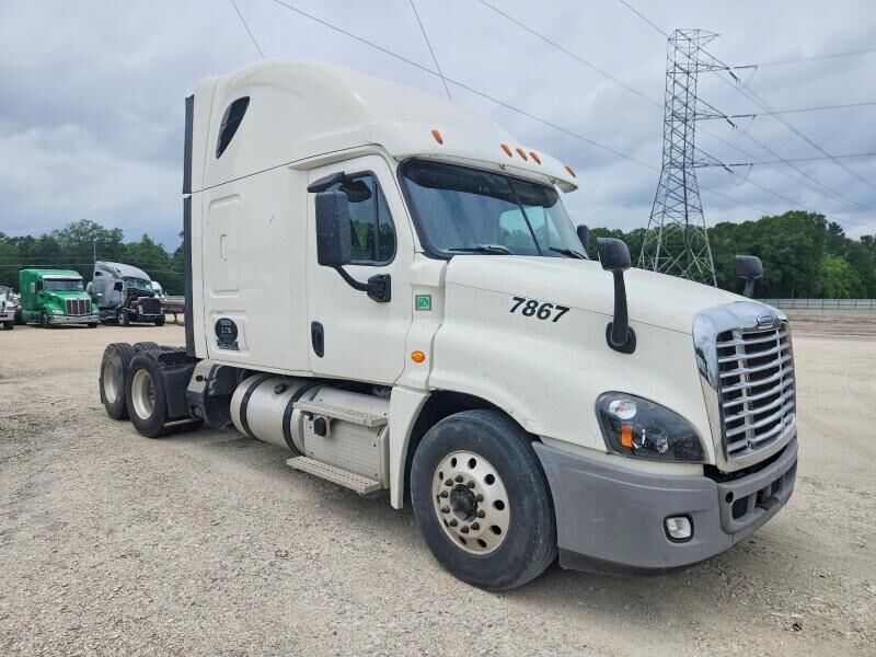 2016 FREIGHTLINER Cascadia