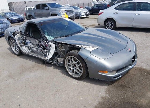 2004 CHEVROLET Corvette