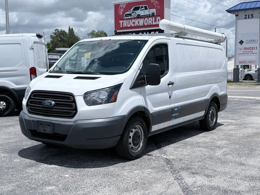 2017 FORD Transit