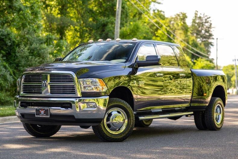 2011 DODGE Ram