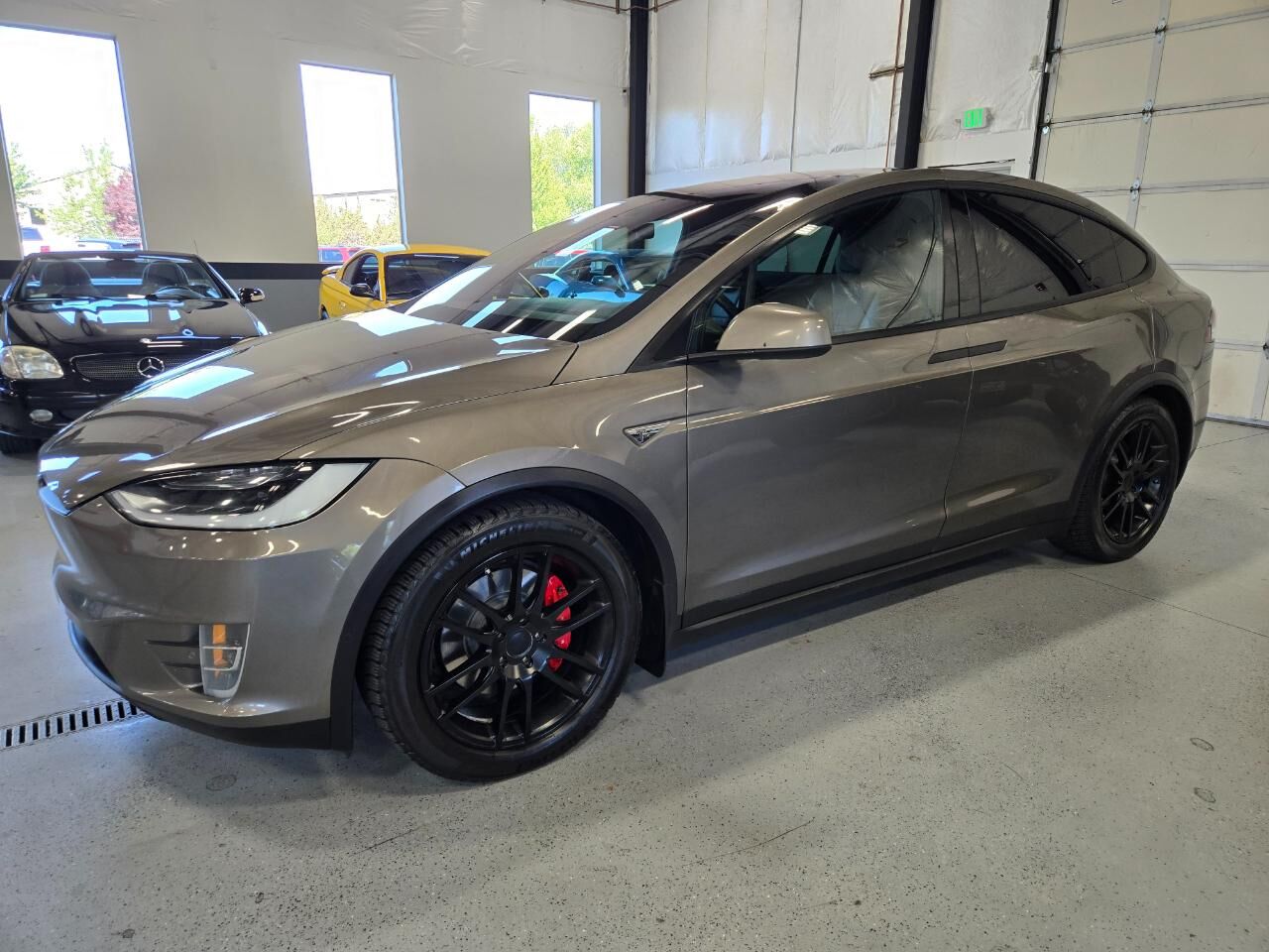 2016 TESLA Model X