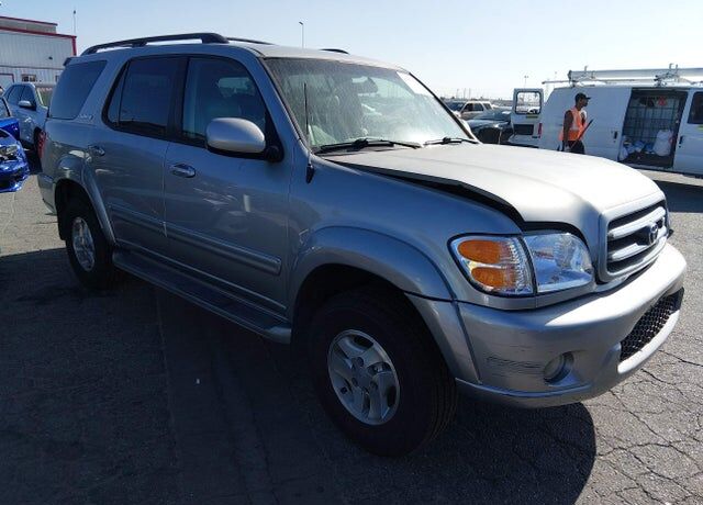 2002 TOYOTA Sequoia