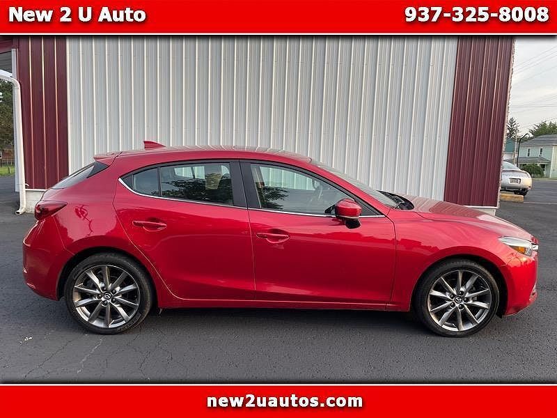 2018 MAZDA Mazda3