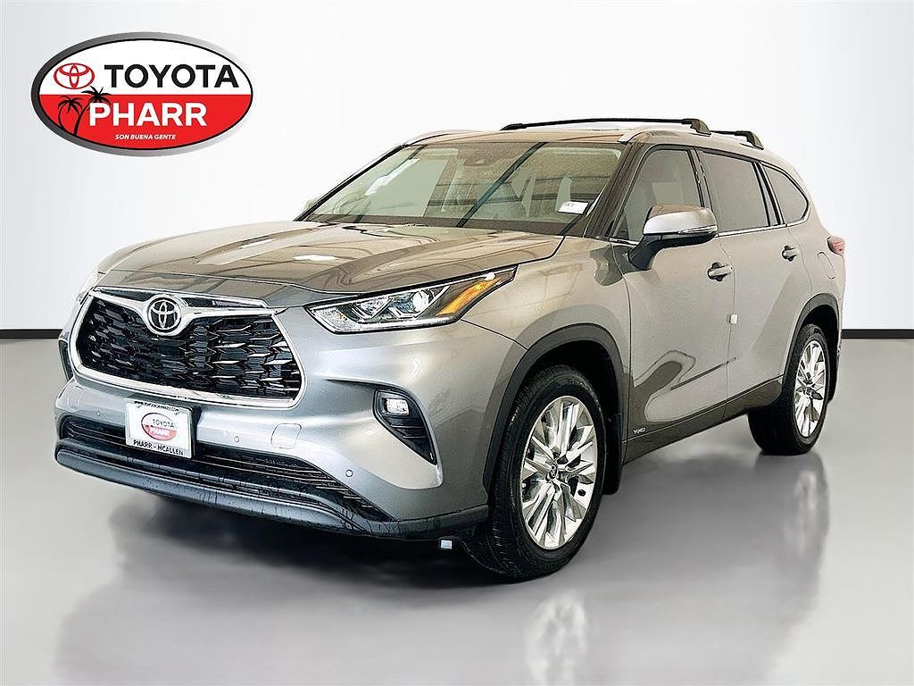 2026 TOYOTA Highlander