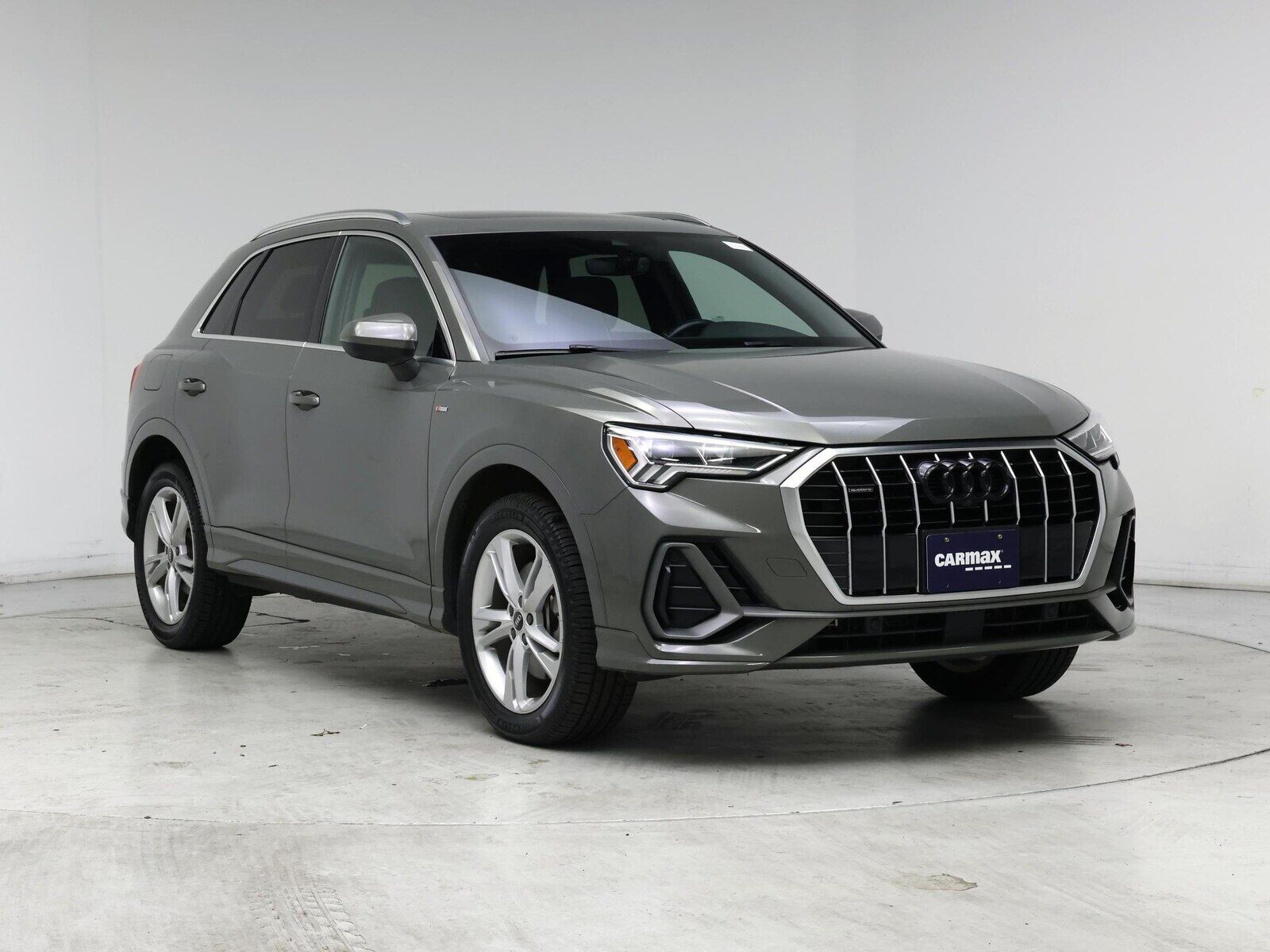 2022 Audi Q3