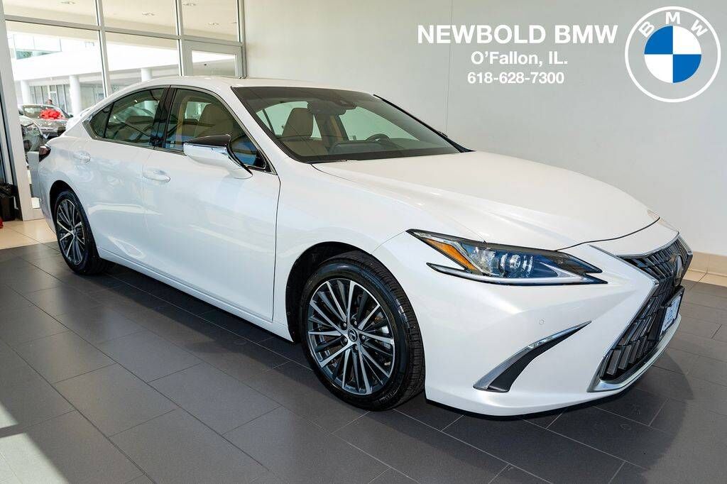 2025 LEXUS ES