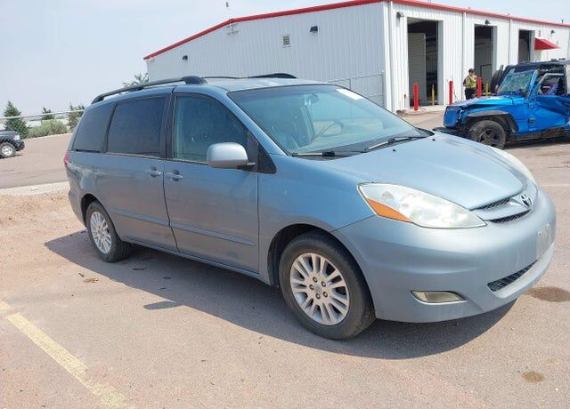 2007 TOYOTA Sienna