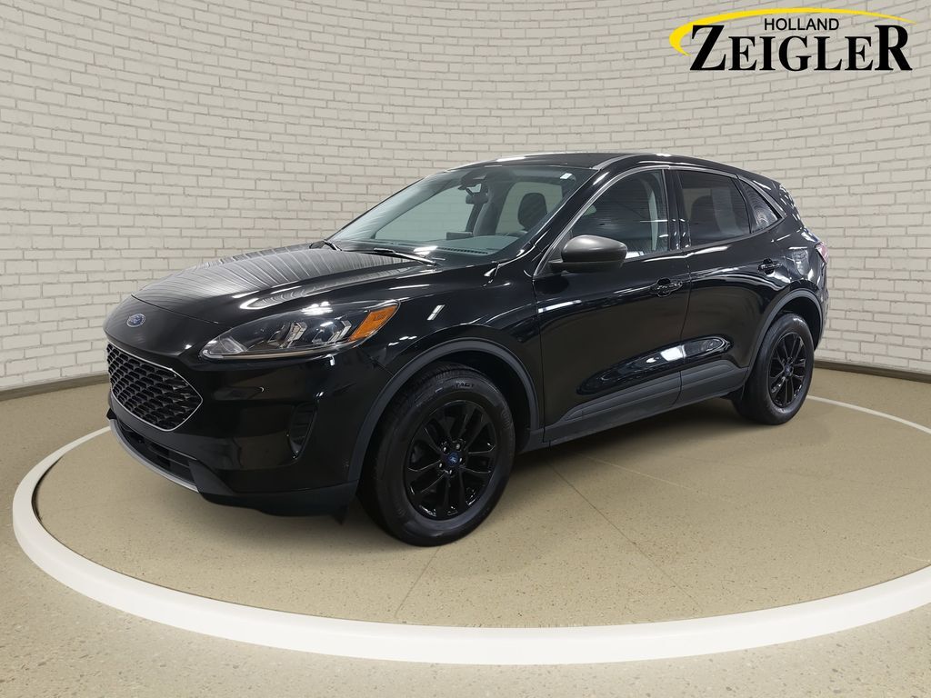 2022 FORD Escape