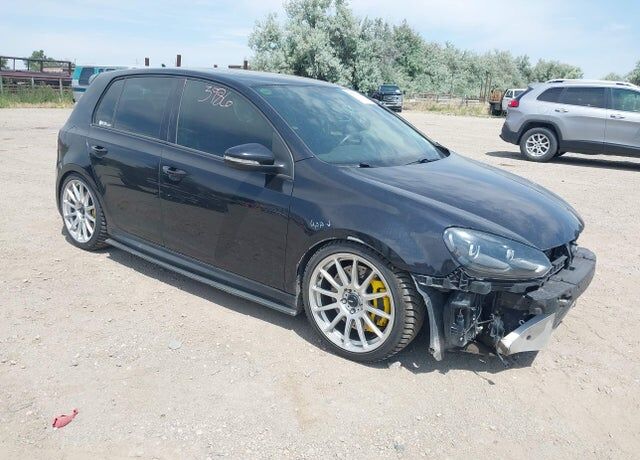 2013 VOLKSWAGEN Golf R