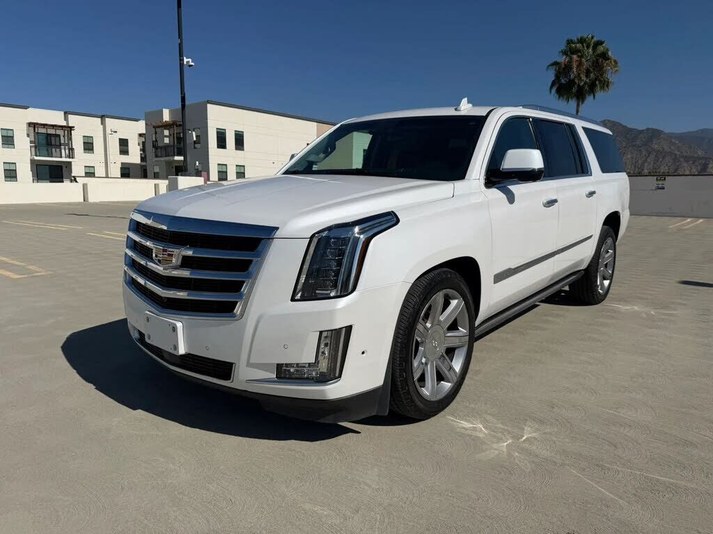 2018 CADILLAC Escalade ESV