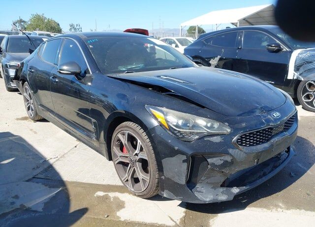 2021 KIA Stinger
