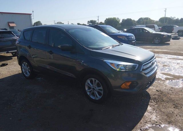 2017 FORD Escape