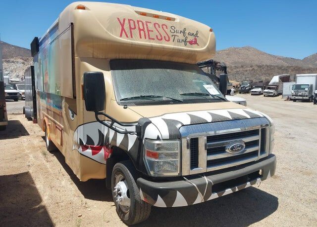 2014 FORD E-450