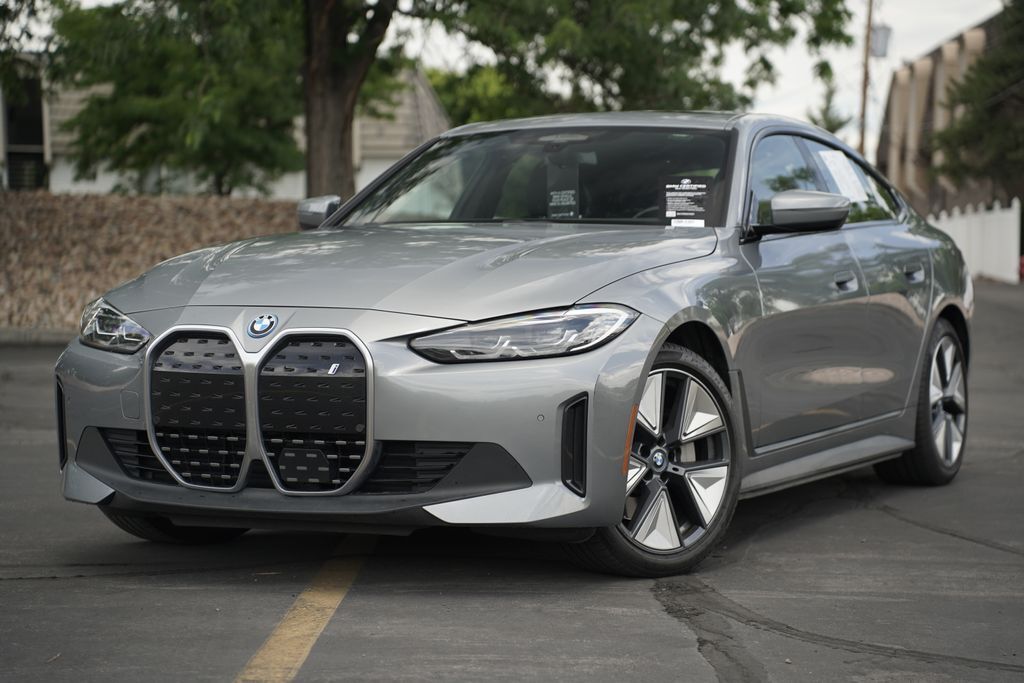 2023 BMW i4
