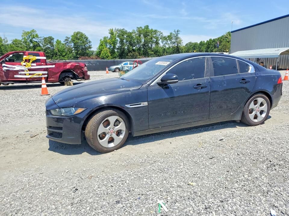 2017 JAGUAR XE