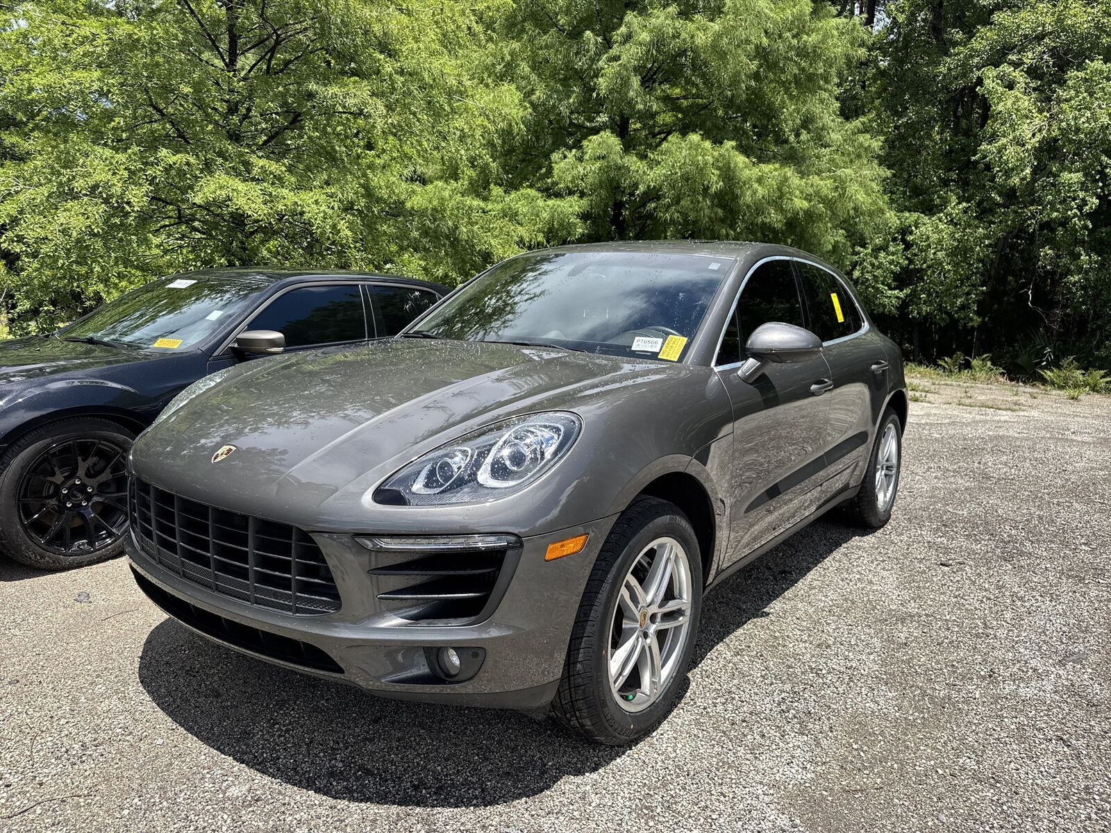 2016 PORSCHE Macan