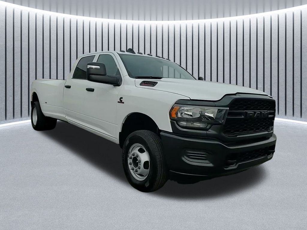 2024 RAM 3500