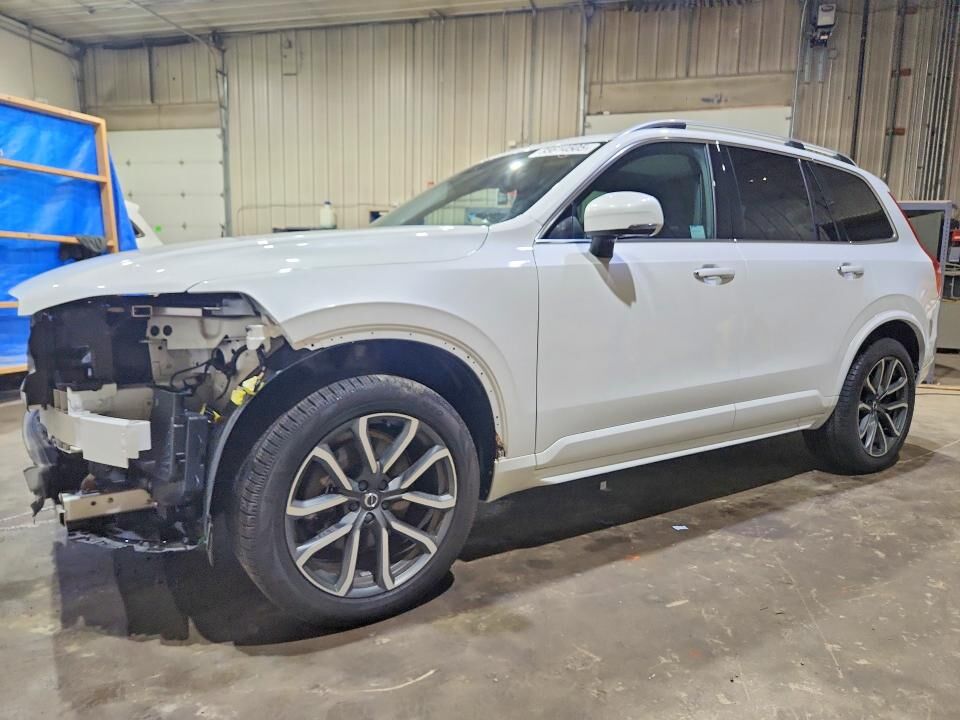 2018 VOLVO XC90