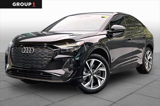 2024 AUDI Q4