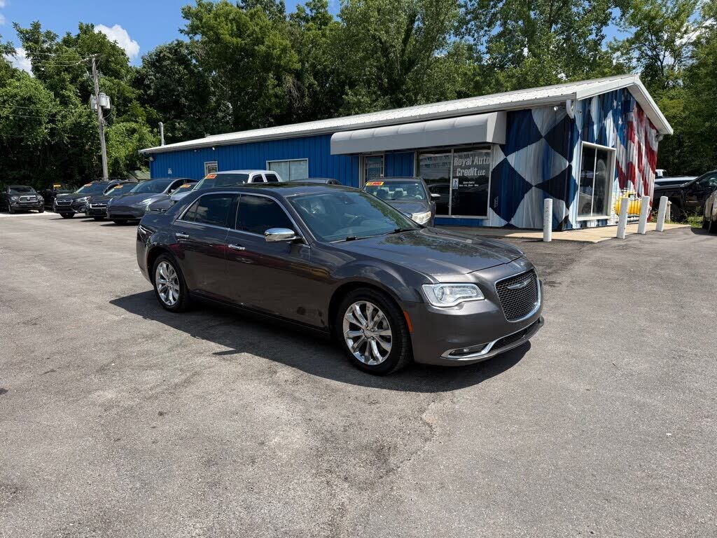 2017 CHRYSLER 300
