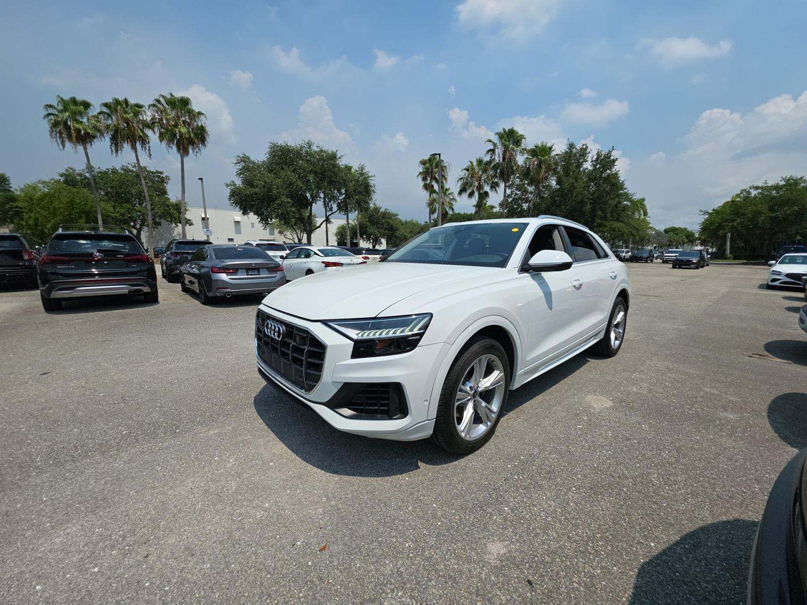 2023 AUDI Q8