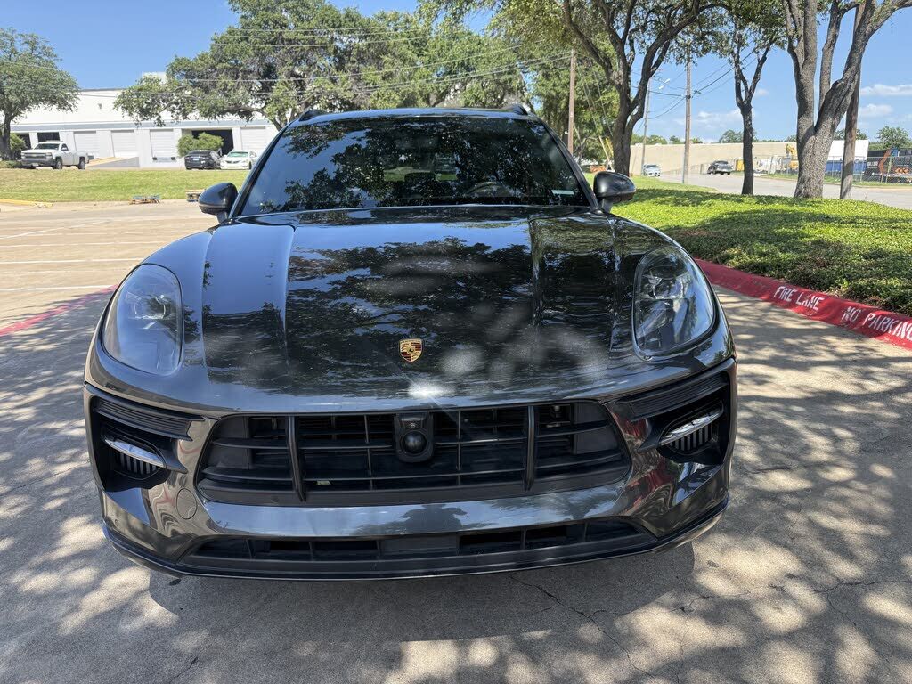 2021 PORSCHE Macan