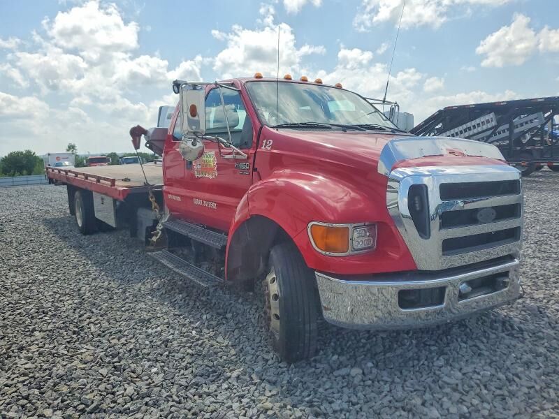 2011 FORD F-650