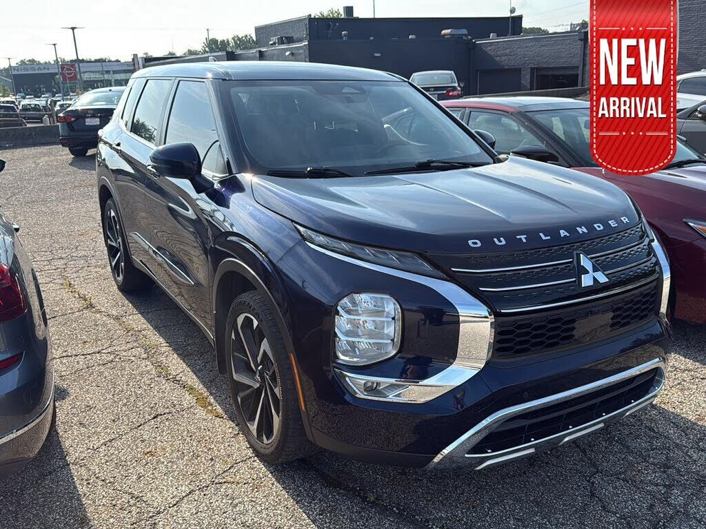 2022 MITSUBISHI Outlander