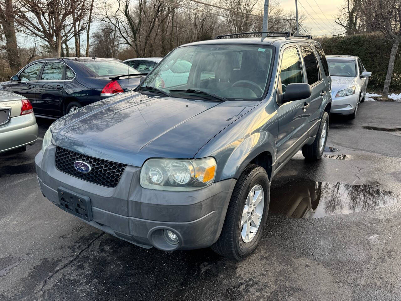 2005 FORD Escape