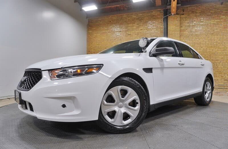2016 FORD Taurus