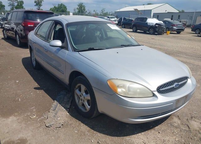 2000 FORD Taurus