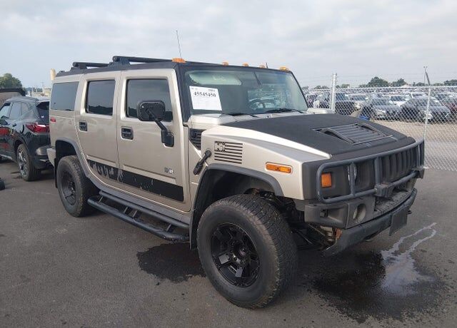 2004 HUMMER H2