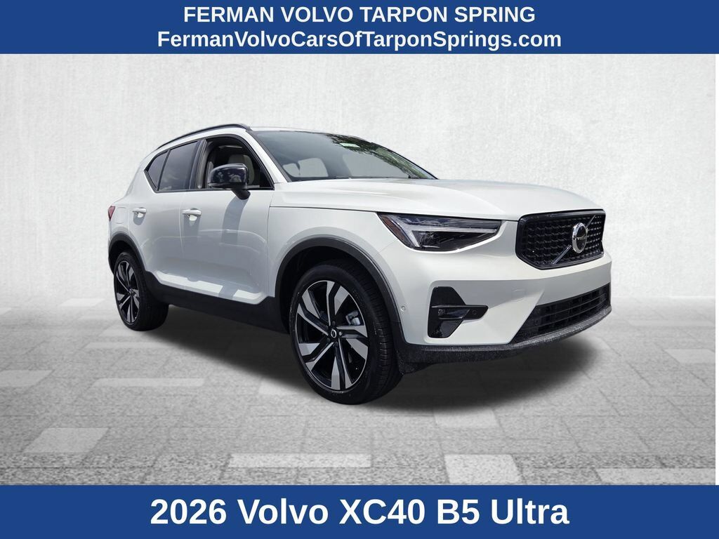 2026 VOLVO XC40